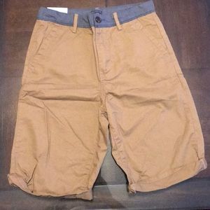 Boys kaki shorts